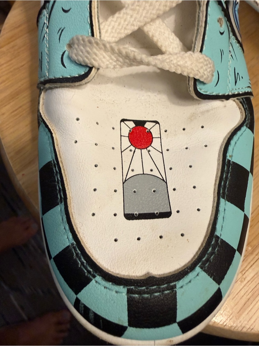 Tanjiro Kamado Anime High-Top Sneakers in Cream & Aqua - Picture 4 of 7